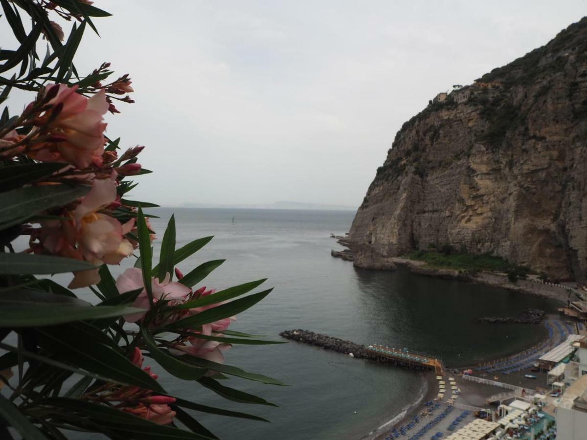 Angolo Del Marinaio. Casa Vacanze A Meta Di Sorrento Extérieur photo